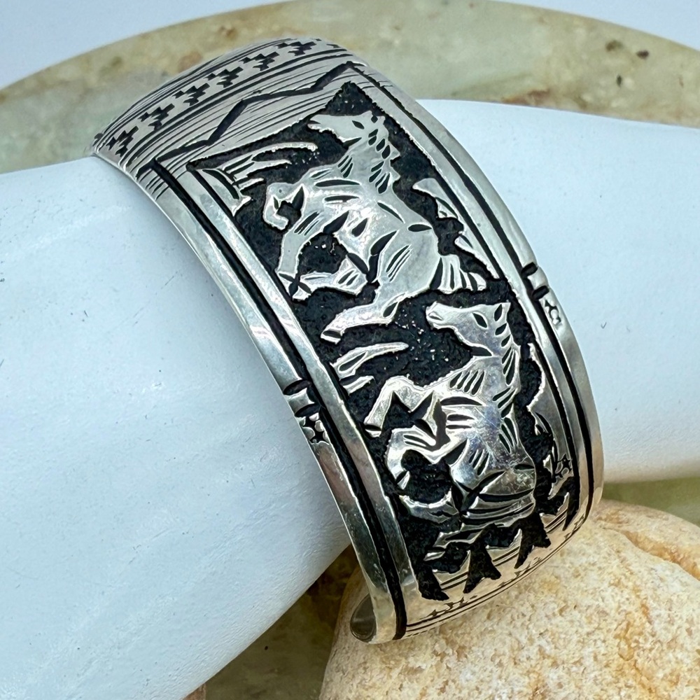 Sterling Silver Horse Motif Cuff Bracelet - Silver - Picture 11 of 16